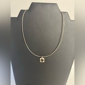 ❤️sold❤️Tiffany & co choker necklace